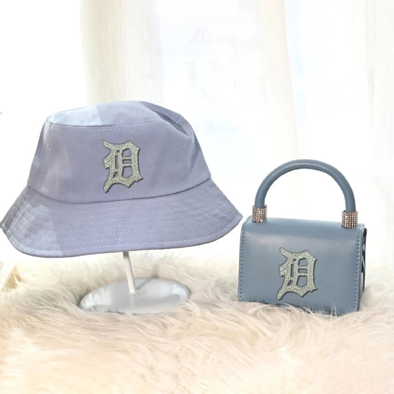 Reppin Da D new and improved purse sets